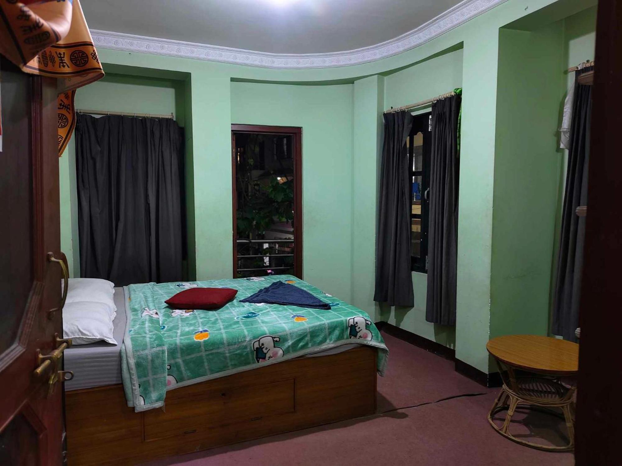 Monkey Temple Homestay Kathmandu Buitenkant foto
